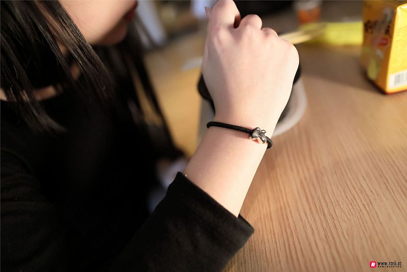 图片[6]-[ROSI美女图]2018.08.18 NO.2446-芒果图库