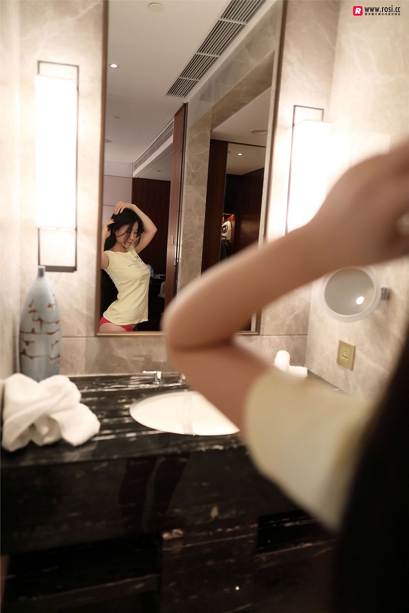 图片[4]-[ROSI美女图]2018.08.20 NO.2448-芒果图库