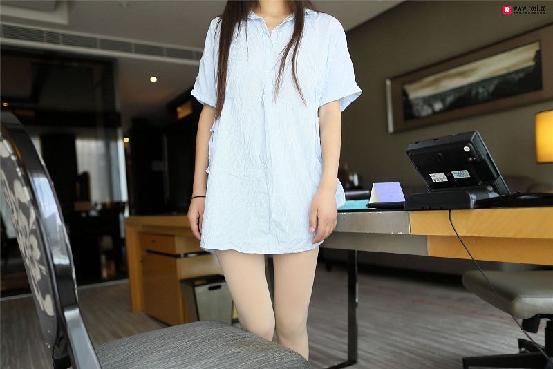 图片[7]-[ROSI美女图]2018.08.27 NO.2455-芒果图库