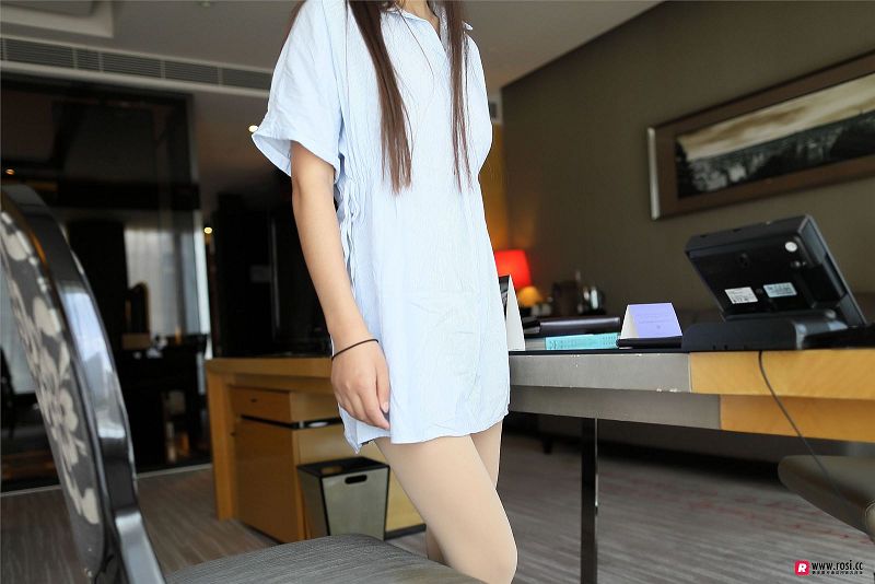 图片[6]-[ROSI美女图]2018.08.27 NO.2455-芒果图库