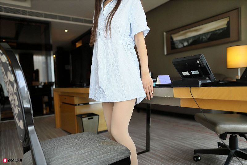 图片[8]-[ROSI美女图]2018.08.27 NO.2455-芒果图库