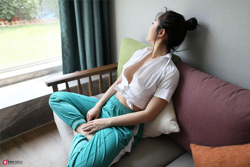 图片[3]-[ROSI美女图]2018.09.05 NO.2464-芒果图库