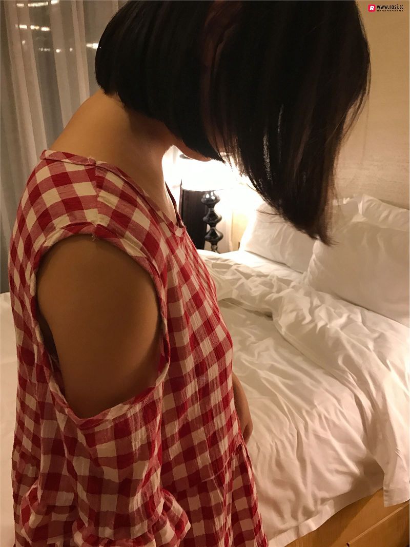 图片[5]-[ROSI美女图]2018.09.07 NO.2466-芒果图库