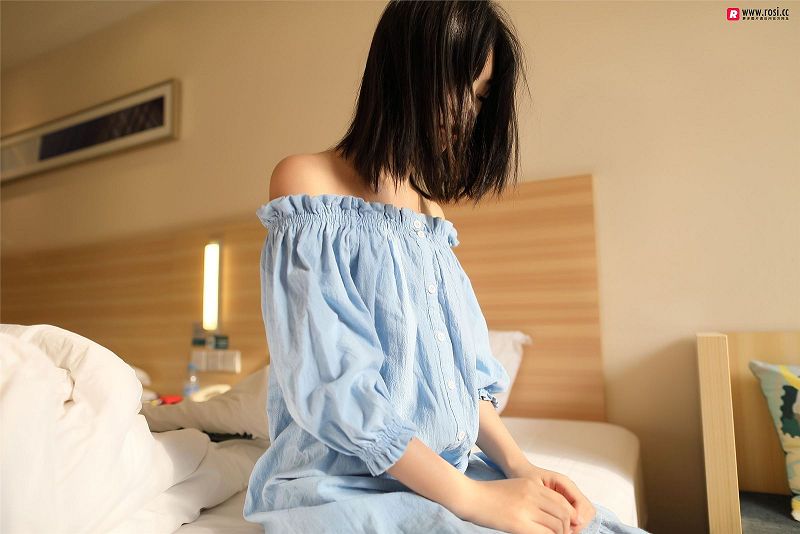 图片[4]-[ROSI美女图]2018.10.27 NO.2516-芒果图库