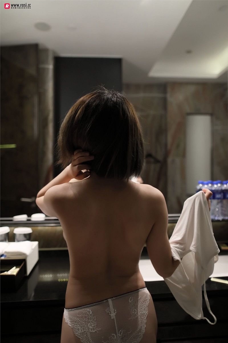 图片[8]-[ROSI美女图]2018.11.02 NO.2522-芒果图库