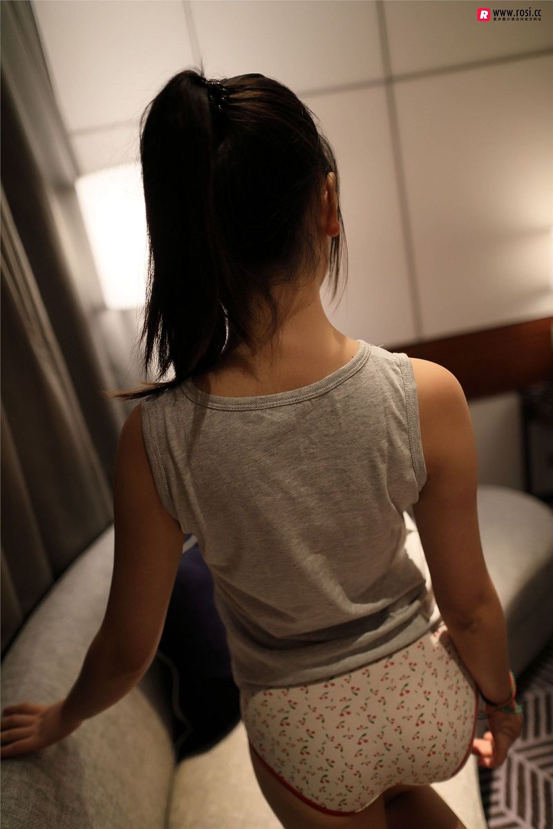图片[2]-[ROSI美女图]2018.11.22 N0.2542-芒果图库