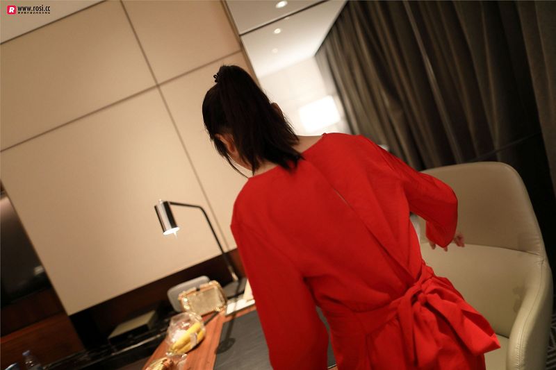 图片[6]-[ROSI美女图]2018.11.28 NO.2548-芒果图库