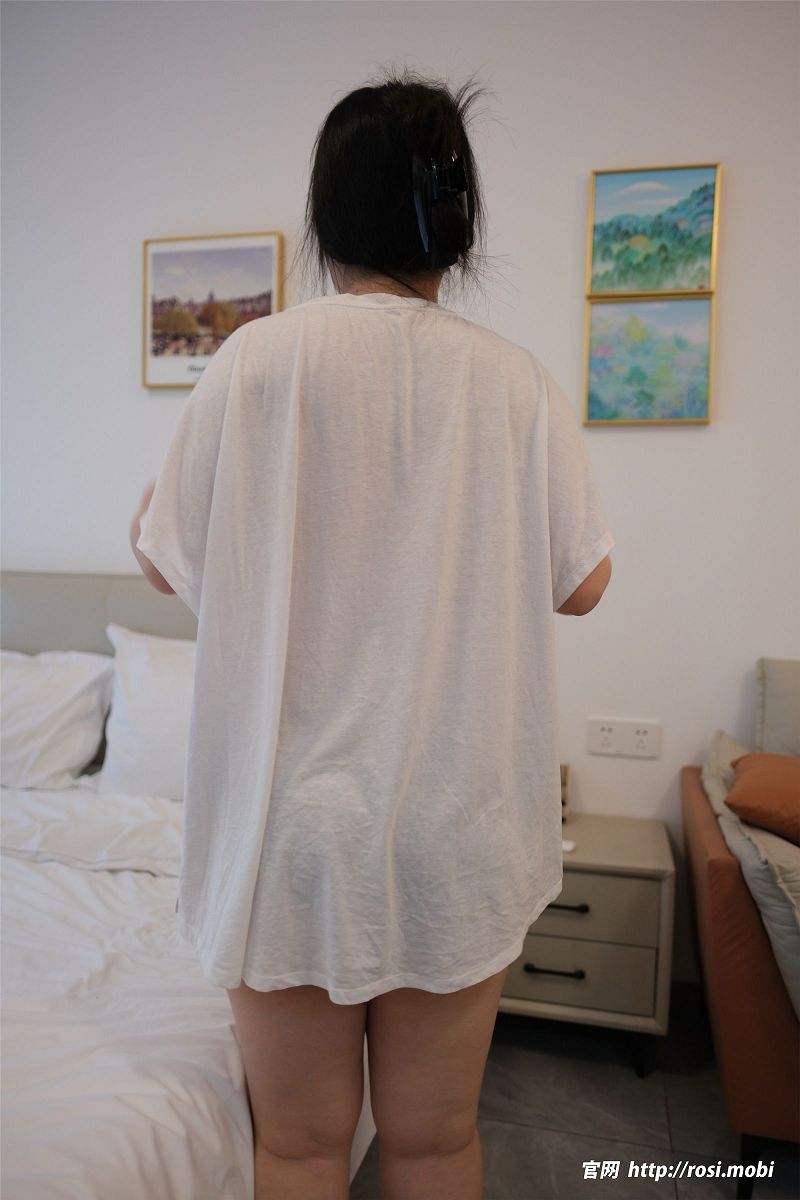 图片[8]-[ROSI美女图]2025.06.24 NO.4950-芒果图库