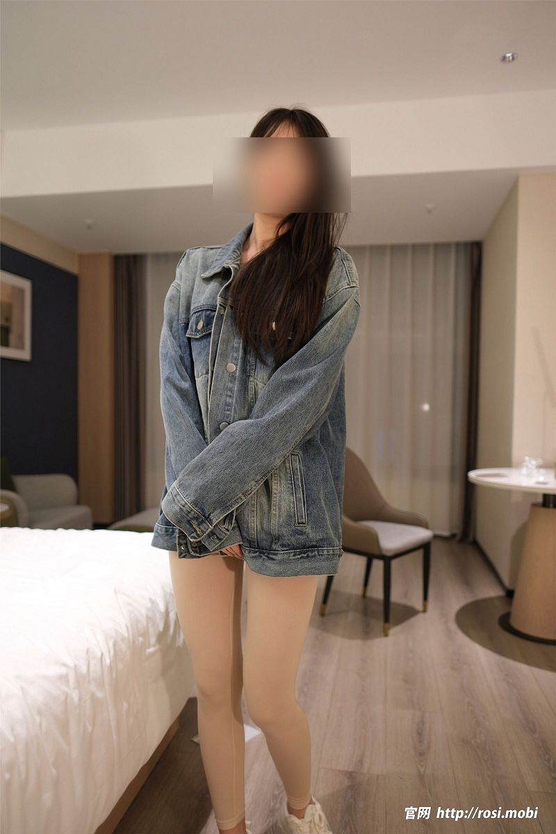 [ROSI美女图]2025.06.25 NO.4951-芒果图库