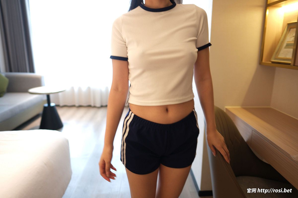 图片[2]-[ROSI美女图]2025.11.12 NO.5091-芒果图库