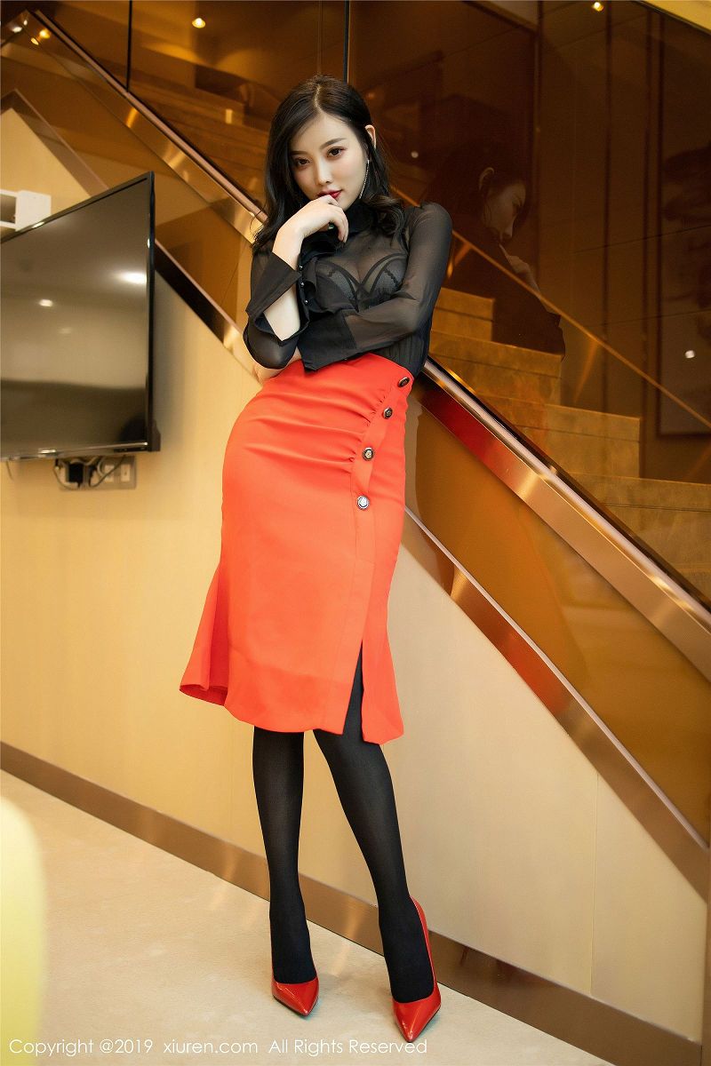 [秀人XIUREN] 2019.11.07 NO.1778 极致穿透力的视觉魅惑 杨晨晨sugar-芒果图库