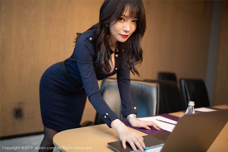 图片[4]-[秀人XIUREN] 2019.12.10 NO.1839 芝芝Booty-芒果图库