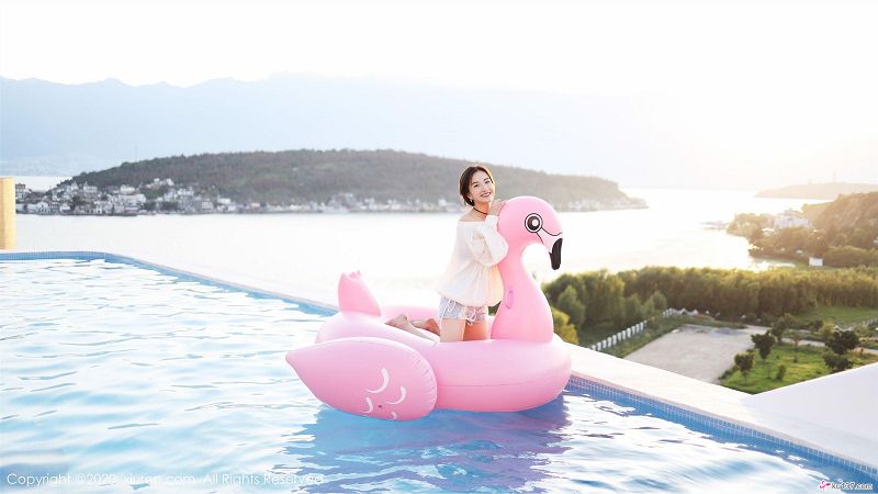 图片[3]-[秀人XIUREN] 2020.01.21 NO.1956 艺儿拿铁-芒果图库