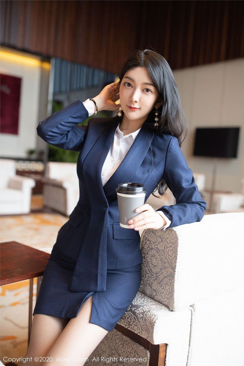 图片[3]-[秀人XIUREN] 2020.03.12 NO.2056 Angela小热巴-芒果图库