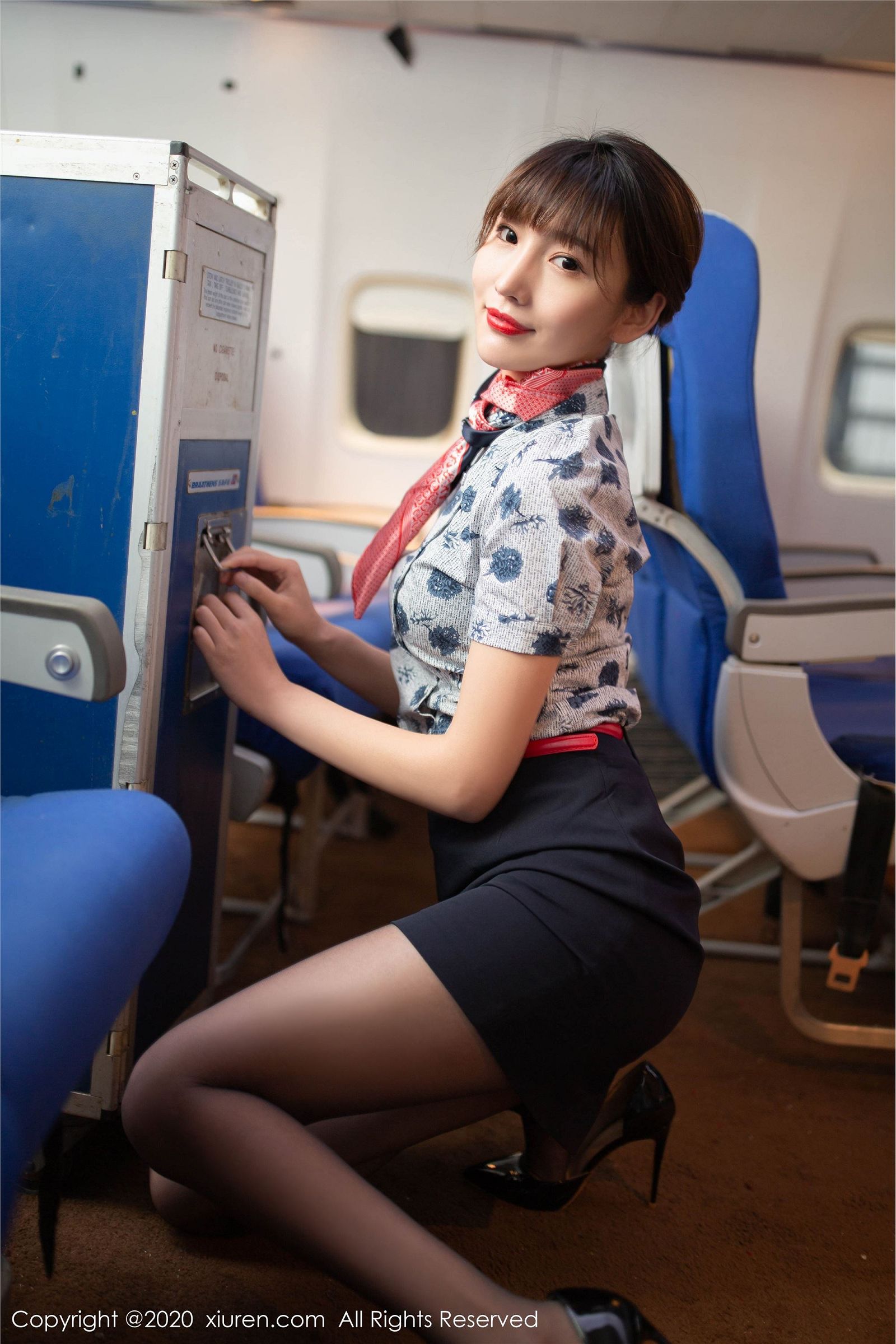 图片[5]-[秀人XIUREN] 2020.04.30 NO.2206 陆萱萱-芒果图库