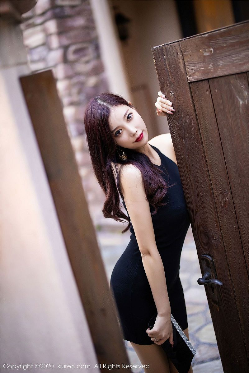 图片[2]-[秀人XIUREN] 2020.07.13 NO.2320 杨晨晨sugar-芒果图库