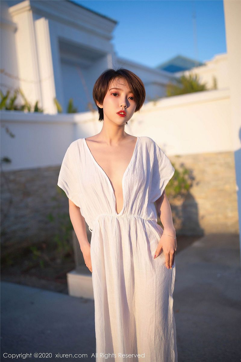 [秀人XIUREN] 2020.08.04 NO.2405 冯木木LRIS-芒果图库