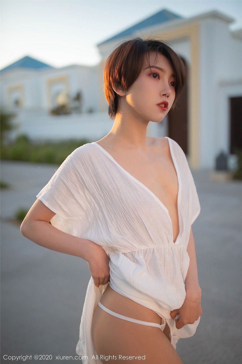 图片[3]-[秀人XIUREN] 2020.08.04 NO.2405 冯木木LRIS-芒果图库