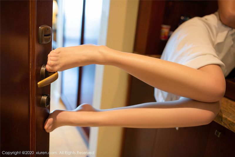 图片[5]-[秀人XIUREN] 2020.07.30 NO.2389 就是阿朱啊-芒果图库