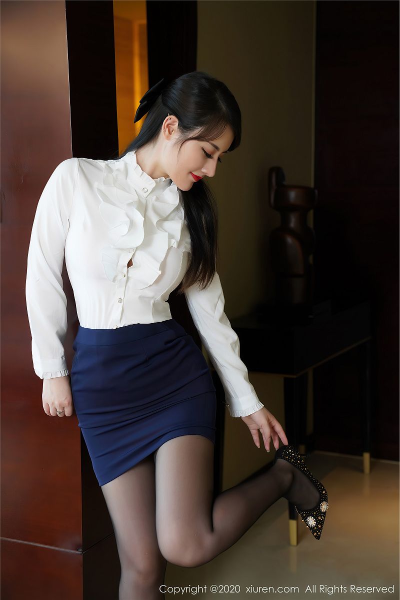 图片[5]-[秀人XIUREN] 2020.08.13 NO.2437 诗诗kiki-芒果图库