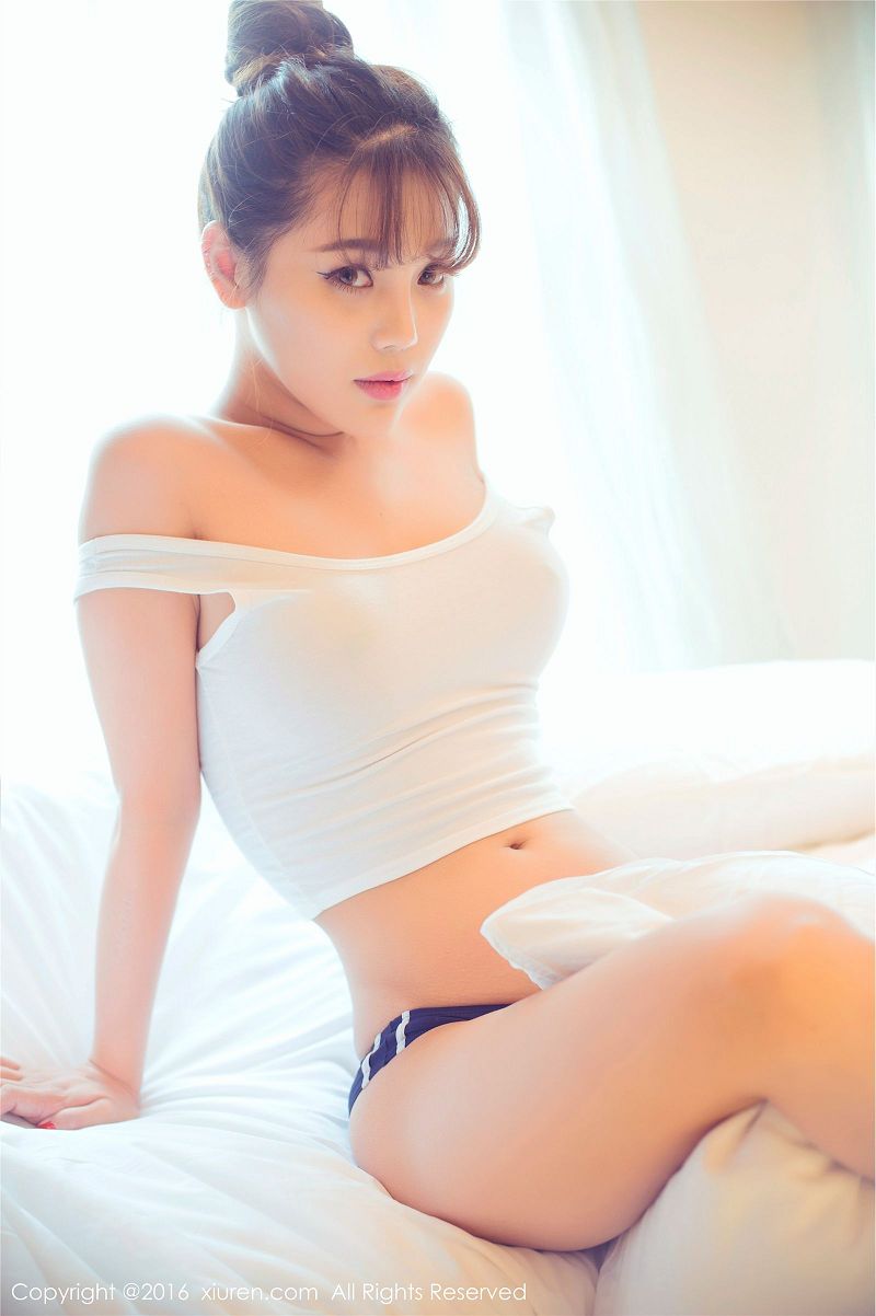 图片[2]-[秀人XIUREN] 2016.11.10 NO.633 周予然-芒果图库