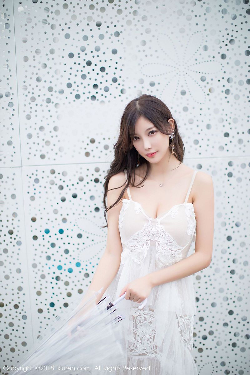 图片[2]-[秀人XIUREN] 2018.12.29 NO.1296 杨晨晨sugar-芒果图库